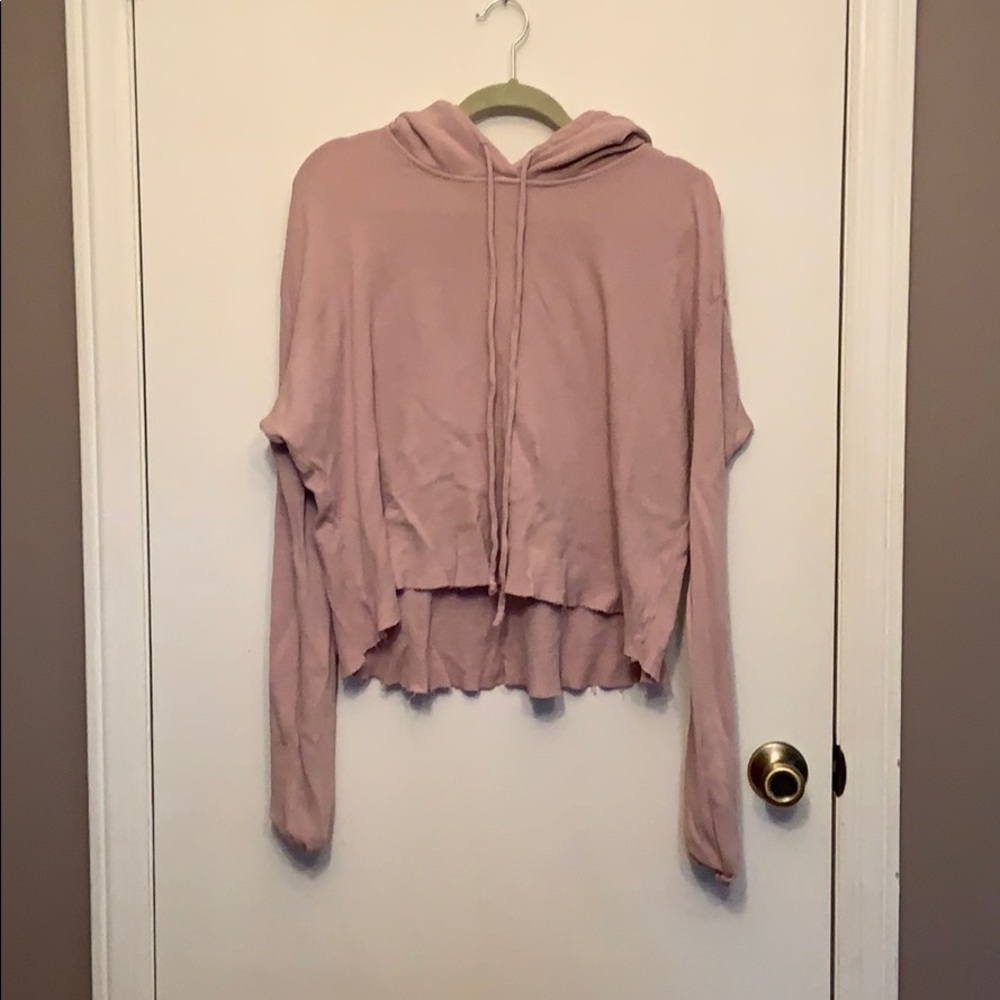 Waffle knit Hooded long sleeve shirt.